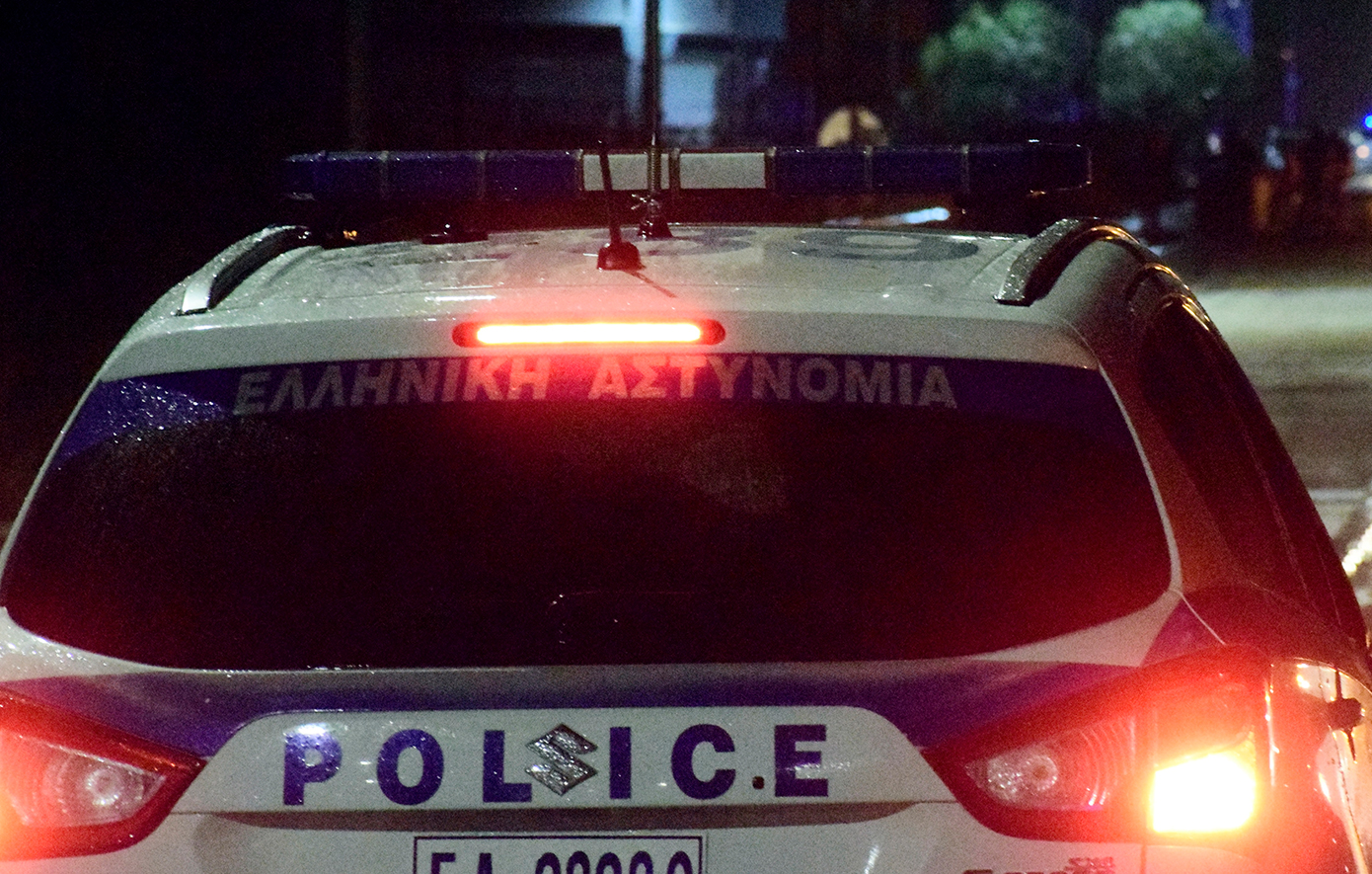 Συναγερμός στο Περιστέρι – Έβρισαν και άρπαξαν από τα μαλλιά 25χρονη επειδή είναι οπαδός άλλης ομάδας