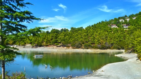 Προορισμοί 1 ώρα από την Αθήνα για τα πρώτα Σαββατοκύριακα του φθινοπώρου