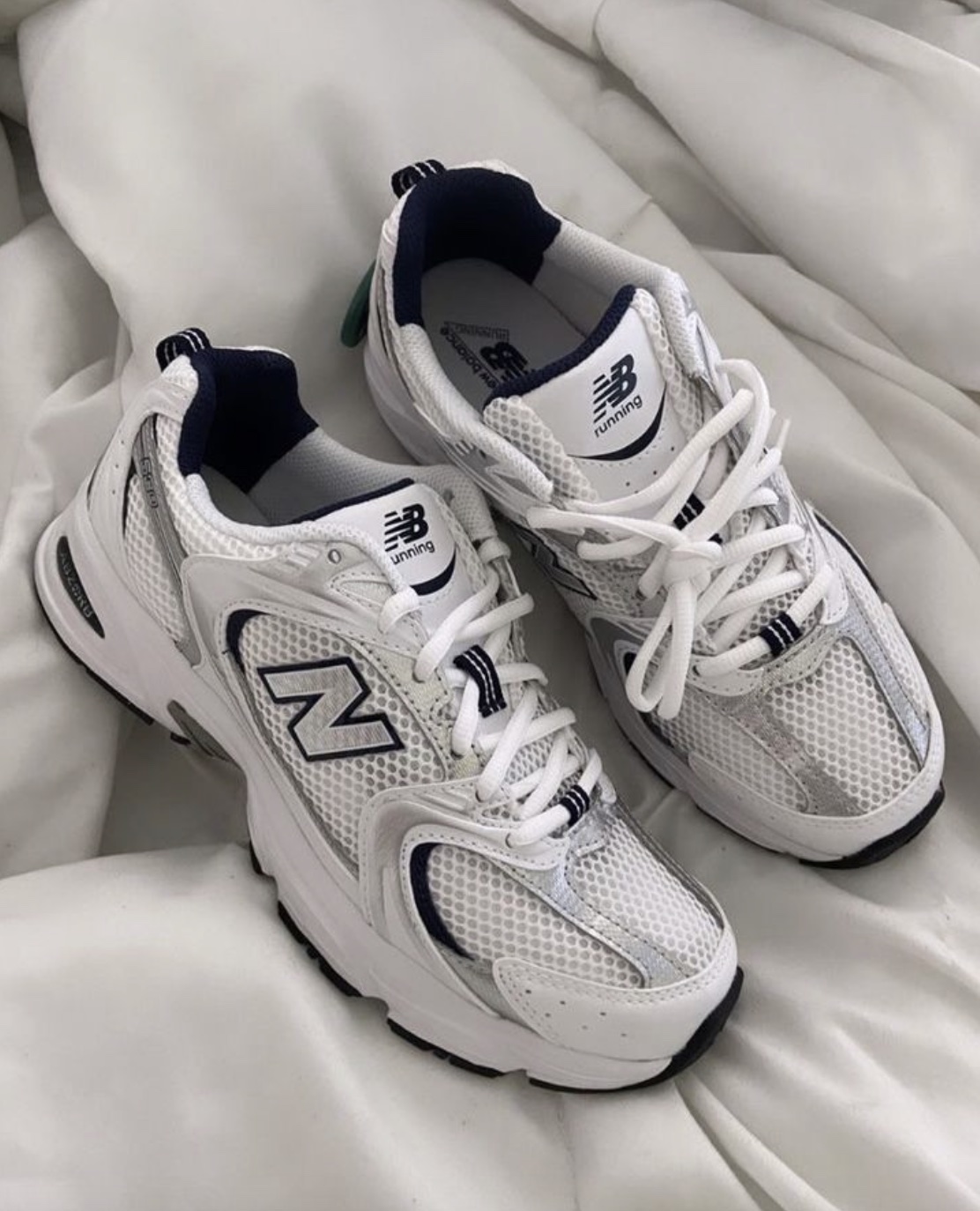 new balance 530 athlitika