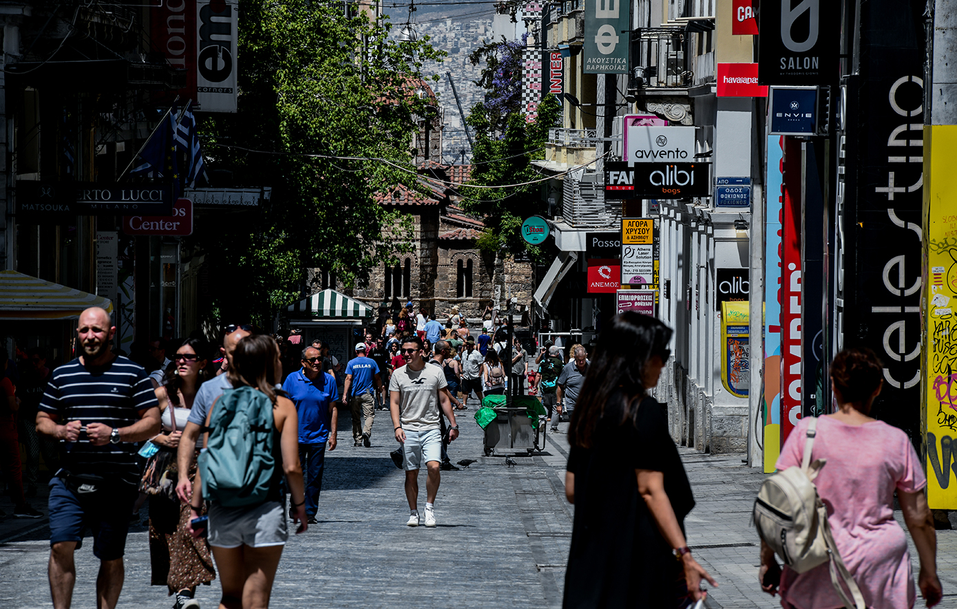 «Ζόμπι» μία στις 10 ελληνικές επιχειρήσεις – Οι κλάδοι που δυσκολεύονται περισσότεροι στην αποπληρωμή δανείων