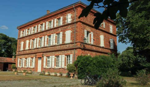 14 ηλικιωμένοι ένωσαν τις δυνάμεις τους για να αποφύγουν τους οίκους ευγηρίας