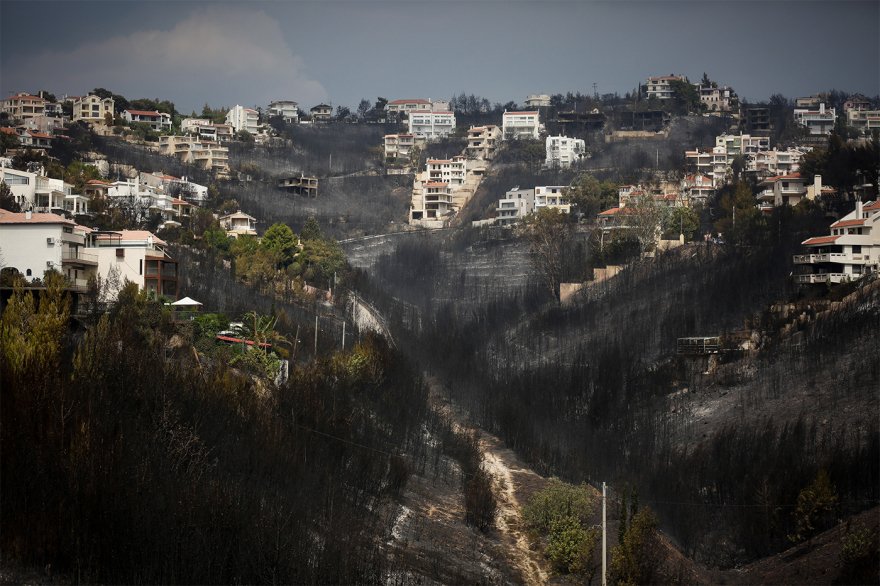 Μάτι: Επτά χρόνια από την τραγωδία - Η πύρινη λαίλαπα με τους 104 νεκρούς και οι μαρτυρίες που συγκλονίζουν