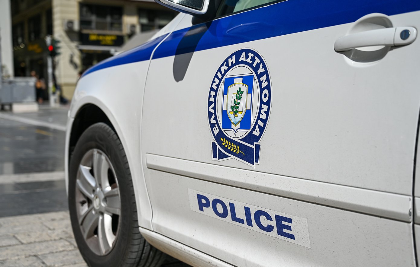 Συνελήφθη 62χρονος επειδή έκοψε ένα κλωνάρι δενδρολίβανο από νοσοκομείο στη Θεσσαλονίκη