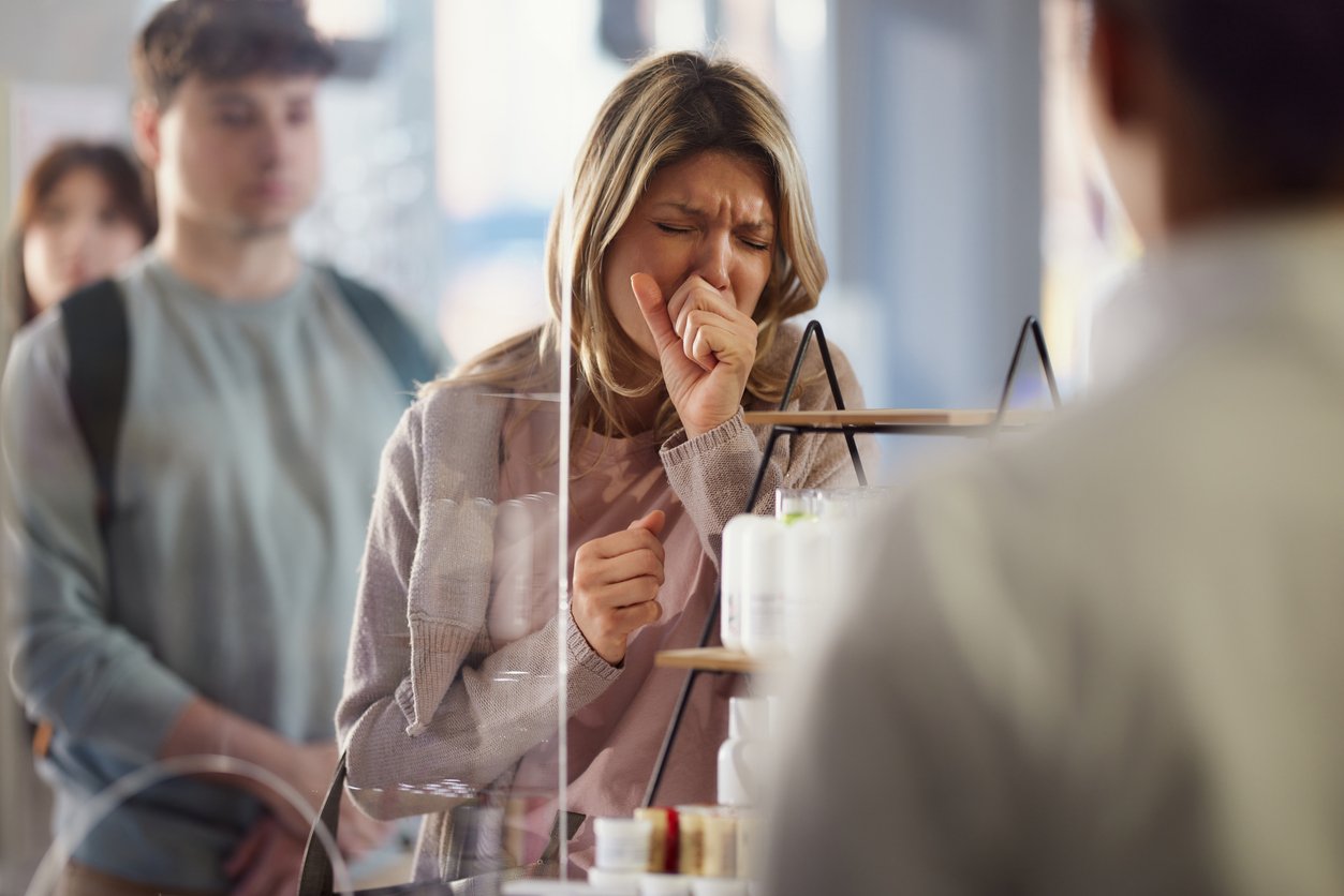 Εθελοντές-πέρασαν-ώρες-σε-δωμάτιο-με-ασθενείς-με-γρίπη,-αλλά-κανείς-δεν-αρρώστησε-–-Τι-τους-έσωσε