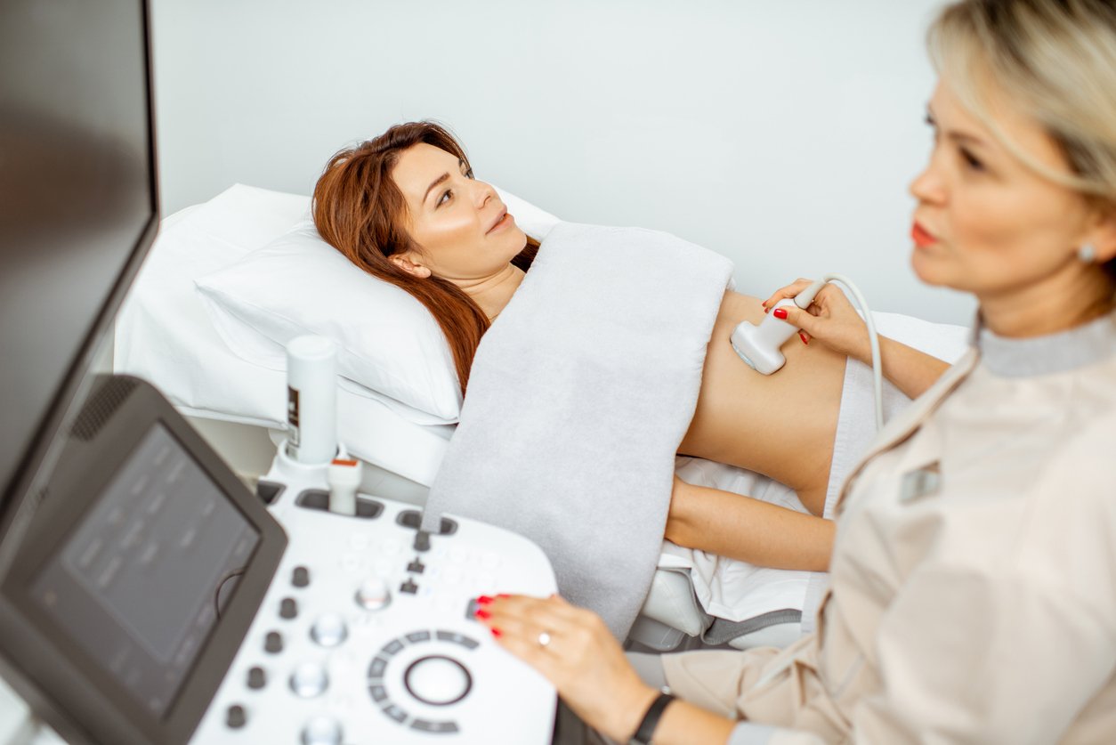 Πολύποδες-χοληδόχου-κύστης:-Γιατί-εμφανίζονται,-ποια-τα-συμπτώματα-και-πότε-χρειάζεται-χειρουργείο