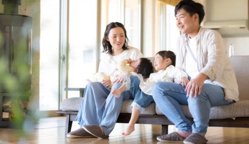 Τι κάνουν οι Ιάπωνες μόλις μπουν στο σπίτι τους και γιατί αξίζει να τους μιμηθούμε  