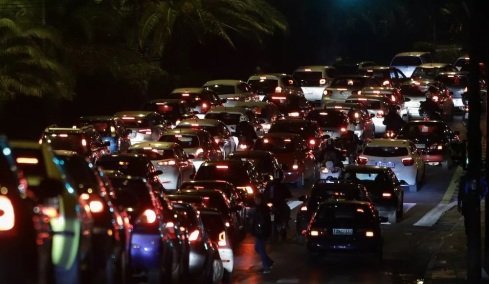 Ξαφνικό πρόβλημα με δύο εκατομμύρια αυτοκίνητα στην Ελλάδα