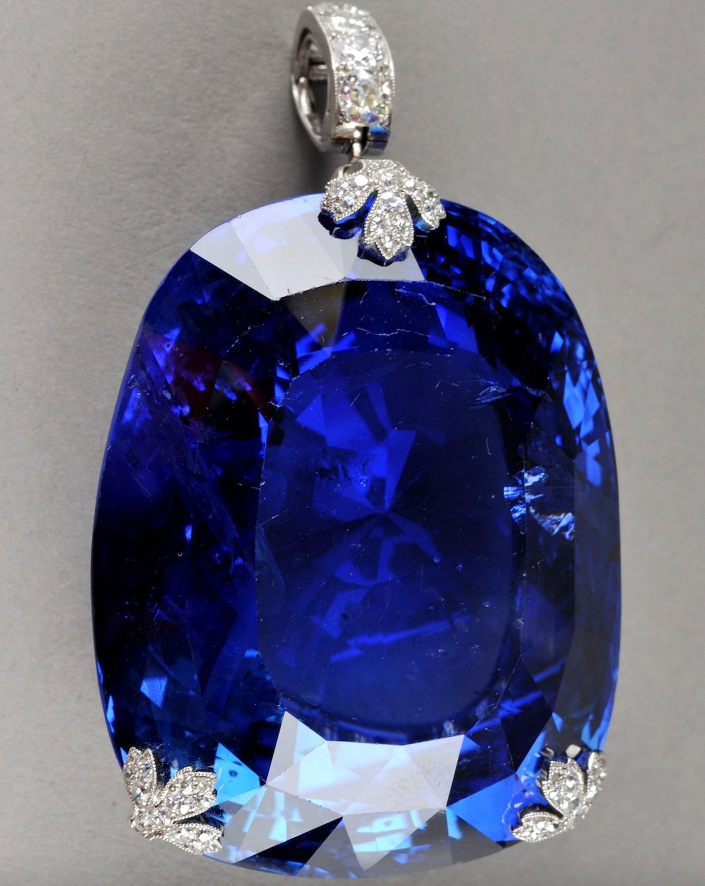 Ζαφείρι _Φρειδερίκη