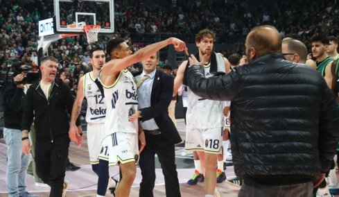 Όσμαν και Χουάντσο κατηγορούν για ασέβεια τον Μπόλντουιν: «Θα το θυμόμαστε»  