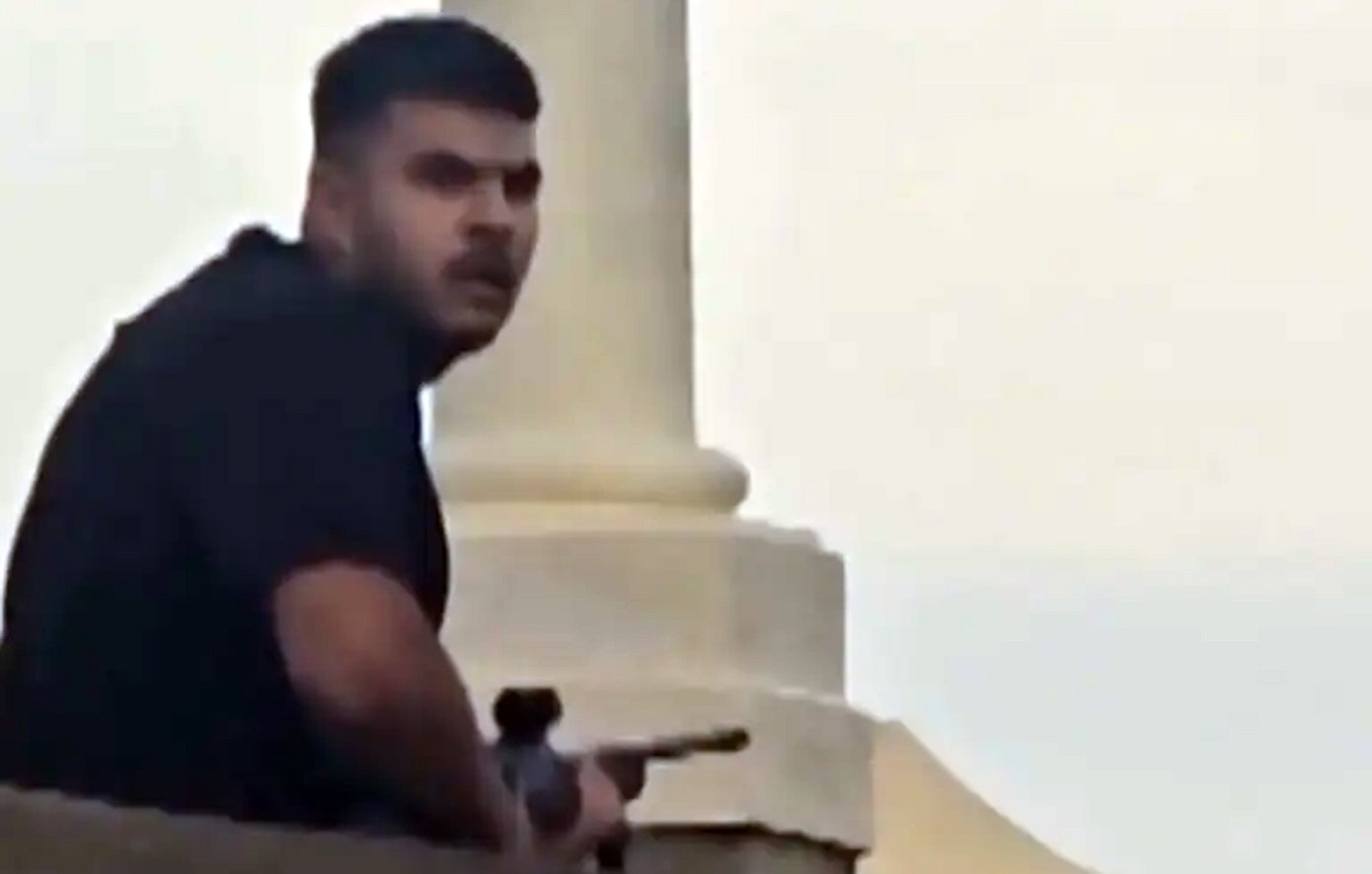 Επίθεση στο Σίδνεϊ: Ο κατηγορούμενος Ναβίντ Ακράμ εμφανίστηκε ενώπιον της δικαιοσύνης της Αυστραλίας για πρώτη φορά