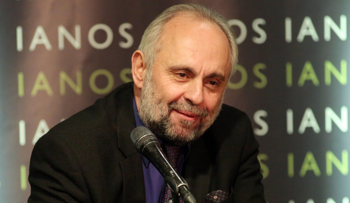 Σωτήρης Χατζάκης