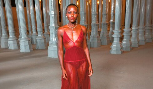 Ο νέος Τρωικός Πόλεμος, μαύρη ή λευκή ωραία Ελένη;