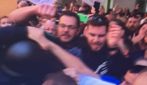 Γεωργιάδης: Δείτε τη γροθιά του γιατρού, θα ξαναπάω στο νοσοκομείο Νίκαιας και ο πρώτος που θα με εμποδίσει θα υποστεί τις συνέπειες