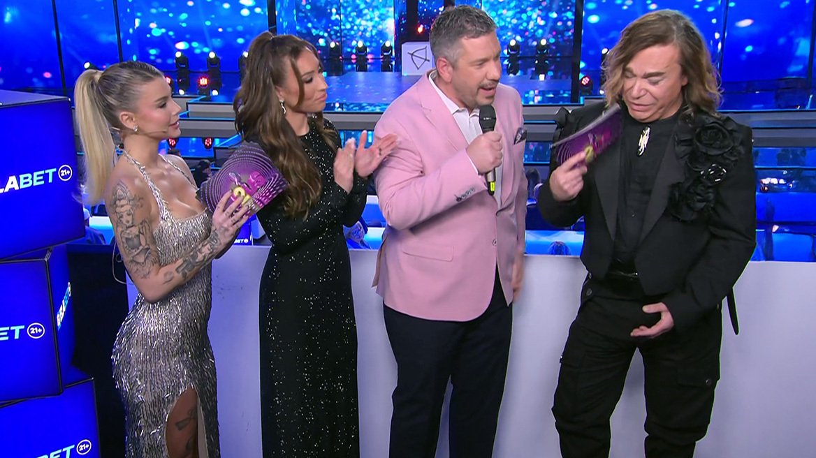 Η συγκίνηση του Τρύφωνα Σαμαρά on air για τον θάνατο της σκυλίτσας του: Άρχισε εσύ, δεν μπορώ