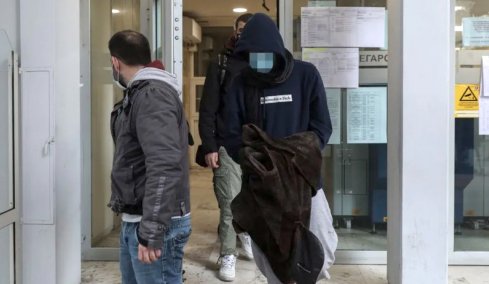 Το φονικό στις Σπέτσες το 2020 που δηλώθηκε ως τροχαίο, σήμερα η απολογία του 27χρονου γιου καθηγητή του ΕΜΠ