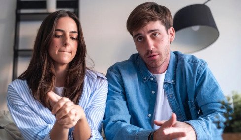 Οι δύσκολοι άνθρωποι μάς γερνούν πριν την ώρα μας – Πώς να τους βγάλουμε από τη ζωή μας  