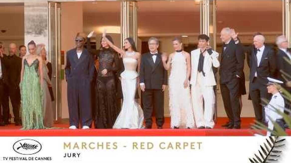 JURY - Les marches - VO - Cannes 2026