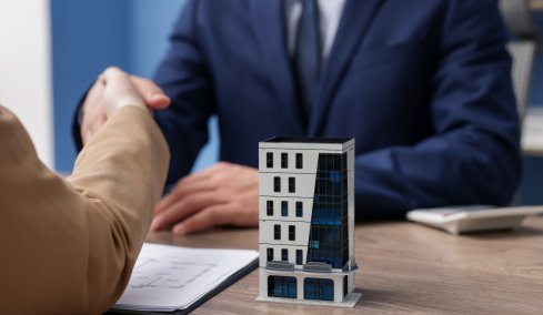 Αγόρασε ακίνητο αξίας 308.000 ευρώ πληρώνοντας μόνο 200.000 - Η σχεδόν άγνωστη λύση που εξηγούν οι συμβολαιογράφοι