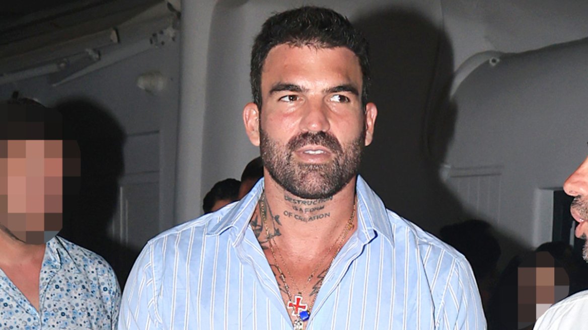 Δημήτρης Αλεξάνδρου: Ερωτευμένος δηλώνω με τον Ολυμπιακό – Η αντίδρασή του για την εμφάνιση της Ιωάννας Τούνη στις Κάννες  
