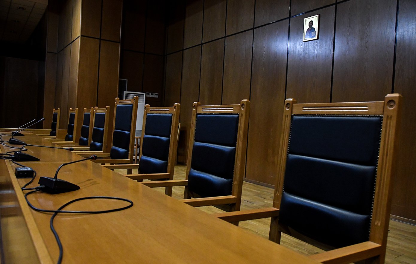 Δίωρες στάσεις εργασίας σήμερα και αύριο από τους δικαστικούς υπαλλήλους της Αθήνας – Διαμαρτύρονται για τα ελλιπή μέτρα ασφαλείας