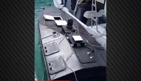 Θέμα στα διεθνή ΜΜΕ το drone που βρέθηκε στη Λευκάδα: Τα σενάρια για επίθεση-καμικάζι στον σκιώδη ρωσικό στόλο και το ναυάγιο στην Άνδρο  