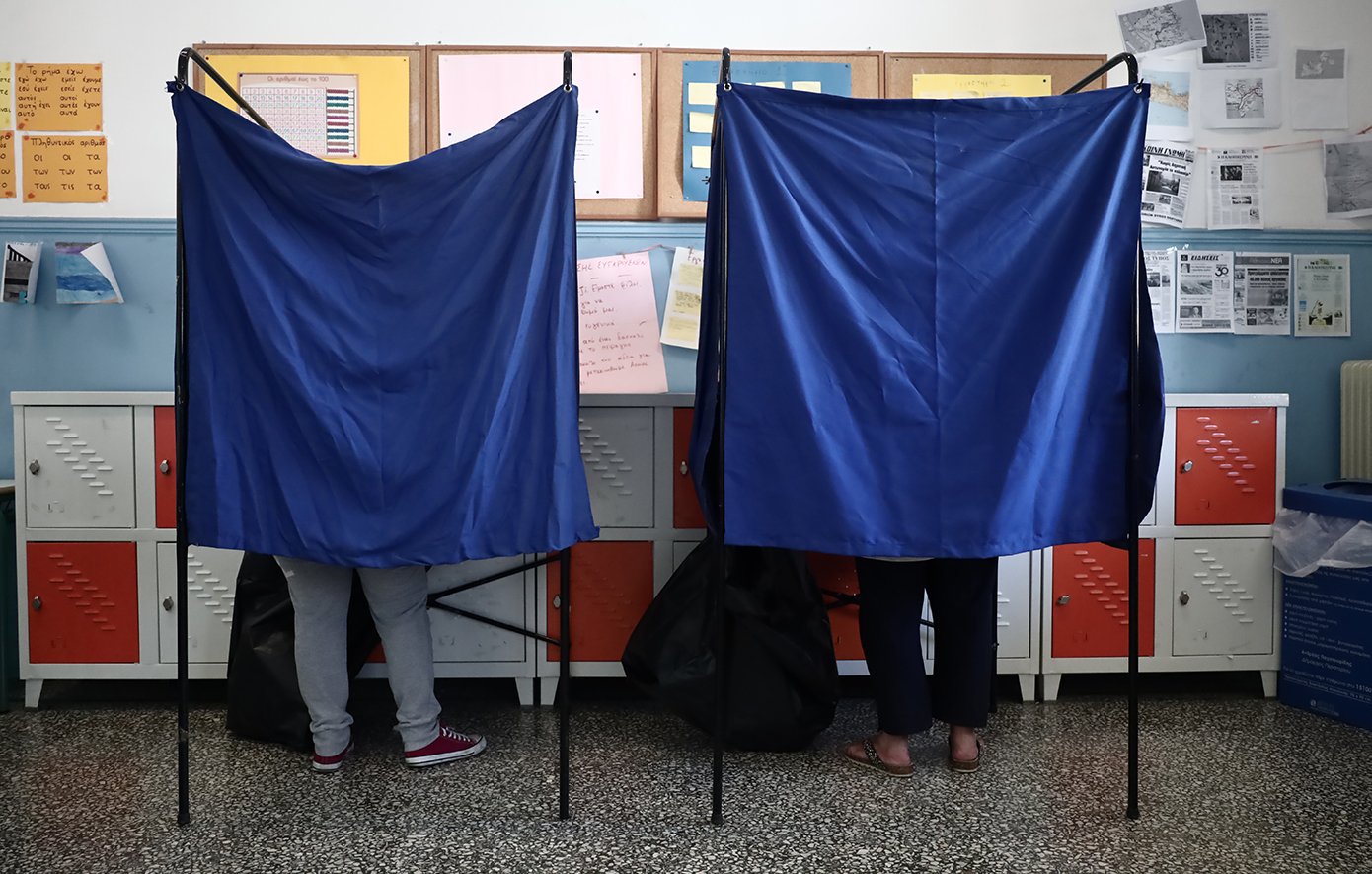 Δημοσκόπηση Opinion Poll: Στο 31,2% η ΝΔ με προβάδισμα 16,8 μονάδων από το ΠΑΣΟΚ – Πότε θέλουν εκλογές οι πολίτες