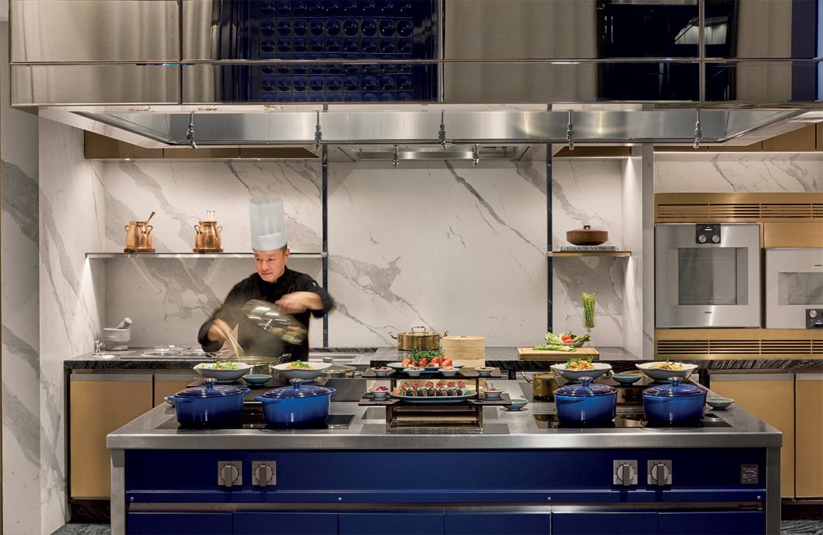 Four Seasons Hotel Mumbai: Fine living στη γη των μαχαραγιάδων