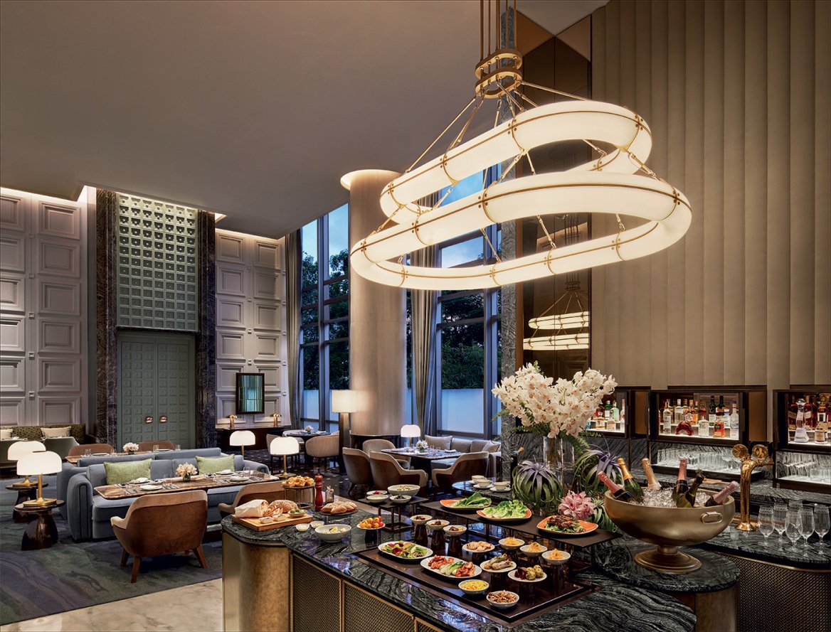 Four Seasons Hotel Mumbai: Fine living στη γη των μαχαραγιάδων