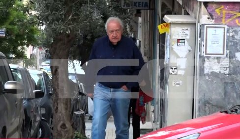 Δείτε βίντεο: Οι πρώτες εικόνες του Αλέξανδρου Γιωτόπουλου της 17 Νοέμβρη μετά την αποφυλάκισή του 