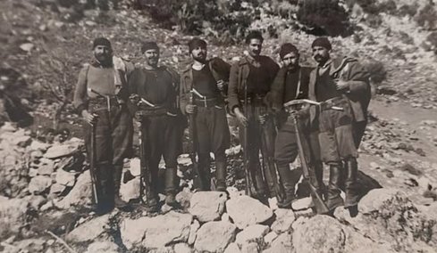Το ύπουλο παιχνίδι των Βρετανών με την Κρήτη: Οι «ένοπλοι αιχμάλωτοι» Γερμανοί και Ιταλοί στη Μεγαλόνησο έως τον Ιούλιο του 1945
