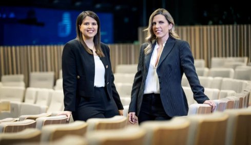 Βαρβιτσιώτη - Δενδρινού απαντούν σε Τσίπρα για το ντοκιμαντέρ: Πουθενά δεν συσχετίσαμε τη Συμφωνία των Πρεσπών με μη περικοπή συντάξεων
