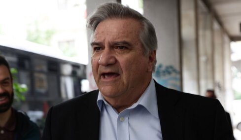 Καστανίδης: «Παραιτούμαι από το ΠΑΣΟΚ του Ανδρουλάκη» - Δείτε την ανακοίνωσή του 