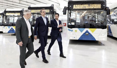 Αναβαθμίζονται οι συγκοινωνίες στην Αθήνα: Νέοι συρμοί, «έξυπνο» δίκτυο και πυκνότητα των δρομολογίων σε μετρό και λεωφορεία