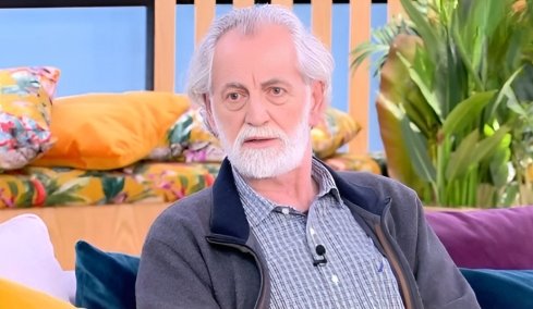 Μιχάλης Αεράκης: Ήμουν εφτά χρονών όταν ο πατέρας μου μου είπε «από αύριο φεύγω, εσύ θα είσαι ο άντρας του σπιτιού»
