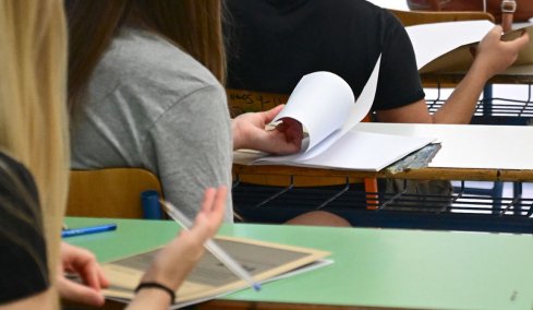 Έκθεση στα ΕΠΑΛ: Τα θέματα και οι απαντήσεις στα Νέα Ελληνικά στις Πανελλαδικές