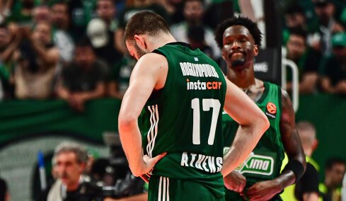 Παναθηναϊκός - Βαλένθια 87-91: Οι πράσινοι άγγιξαν την ανατροπή αλλά οι Ισπανοί έστειλαν τη σειρά σε 4ο ματς