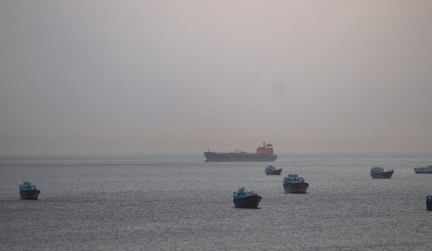 Αντιτορπιλικά, 100 μαχητικά και 15.000 στρατιώτες: Πώς θα εφαρμοστεί η Επιχείρηση Ελευθερία που ανακοίνωσε ο Τραμπ για τα Στενά του Ορμούζ