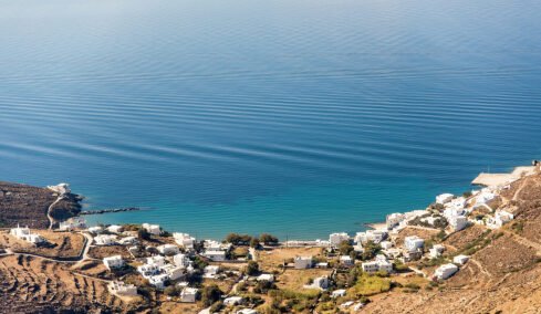   Τέσσερα νησιά για το τριήμερο Αγίου Πνεύματος