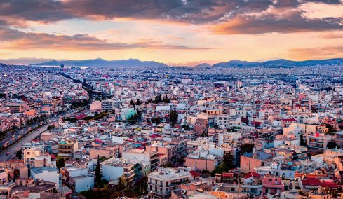 «Παράθυρο» για πλαφόν σε ενοίκια, φθηνότερα στεγαστικά δάνεια, νέα Golden Visa και μείωση ΦΠΑ για κοινωνικές κατοικίες