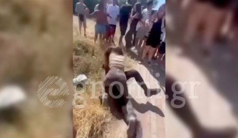 Θα έπαιρνα το παιδί μου σε κάσα, έτσι όπως τη χτυπούσε, λέει η μητέρα μαθήτριας που ενεπλάκη σε άγριο ξύλο στην Εύβοια