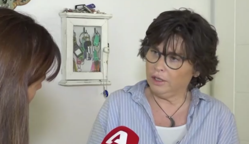 «Έκανα τη διαθήκη μου»: Η ψυχολόγος Ζωή Γιαννακούρου καταγγέλλει πως υποβλήθηκε σε ολική μαστεκτομή για καρκίνο που δεν είχε