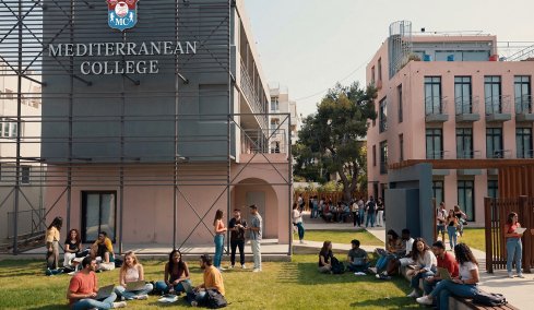 Σπουδάζεις για το σήμερα ή για το αύριο;