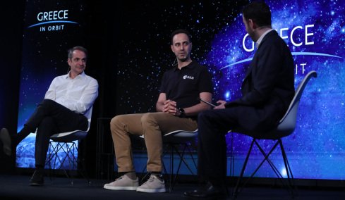 «Ο Αδριανός τα επόμενα χρόνια θα είναι στο Διάστημα»: Η ανακοίνωση Μητσοτάκη και ο πρώτος Έλληνας αστροναύτης