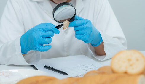 Επιστήμονες έφτιαξαν ψωμί με προζύμι από μαγιά που βρέθηκε σε μούμια 5000 ετών