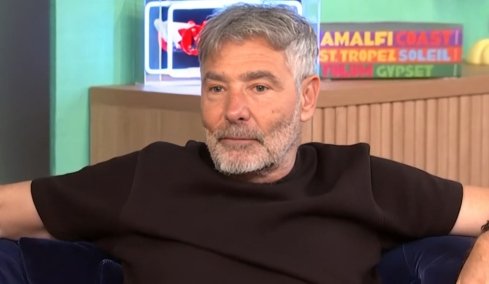 Θοδωρής Αθερίδης για τη μάχη με το αλκοόλ: Το 1999 κοιμόμουν μία ώρα και έπινα τις άλλες 23, πίστευα ότι εγώ προκάλεσα τον σεισμό  