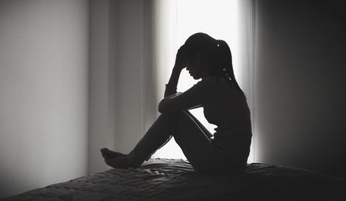 Η απίστευτη περιπέτεια 19χρονης από τη Λέσβο: Δεν μπορεί να βγάλει ταυτότητα, δεν... υπάρχει ούτε για την Ελλάδα, ούτε για τη Βουλγαρία
