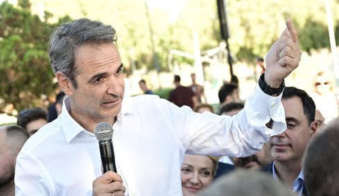 Μητσοτάκης από τη Βούλα: «Ο τζάμπας δεν υπάρχει, όποιος σας υπόσχεται, από κάπου θα σας τα πάρει»