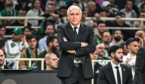 Έφτασε στην Αθήνα ο Ζέλικο Ομπράντοβιτς για τις τελικές συζητήσεις με τον Παναθηναϊκό