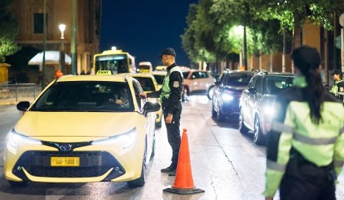 Οι Έλληνες σε απόλυτο κλοιό αλκοτέστ - Τι έρχεται;