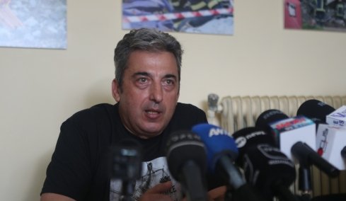 Ασλανίδης: Περιμέναμε 2,5 ώρες να έρθει να τοποθετηθεί η Κωνσταντοπούλου, αυτό είναι κοροϊδία